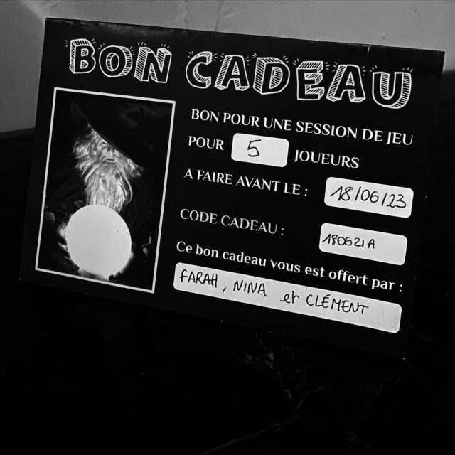Escape Castle vous offre la possibilité de commander nos bons cadeaux en ligne pour permettre à de nouveaux cambrioleurs et sorciers de prendre place dans nos escape game ! 🎁

Une fois le bon cadeau commandé, vous le recevrez sous 3 jours ouvrés ! 📮

Mais si vous êtes comme nous, du genre à vous y prendre à la dernière minute, pas de panique : appelez nous au 06 31 50 51 25 et nous vous l’enverrons par mail ! 📱

#boncadeau#laas#escapegame#evasion#code#enigmes